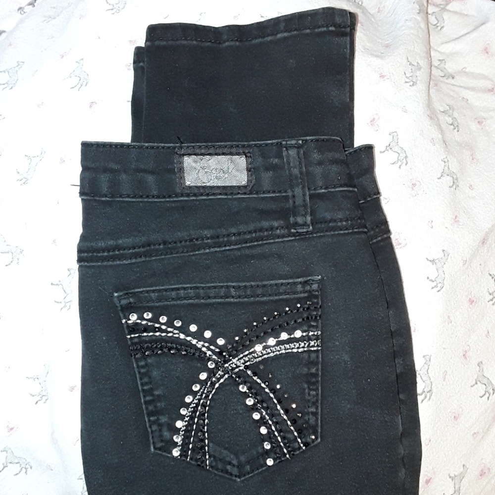 Earl jeans.